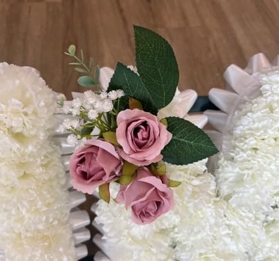 Silky Flower Store Pink Artificial Baby Breath Flowers for Grave Decorations, Funeral Tributes, Silk Gypsophila Spray 32.5cm 5 5 Product: EWGFDEMN Pink Artificial Baby Breath Flowers - Elegant Grave Decorations for Outdoor Lawn & Funeral Tributes