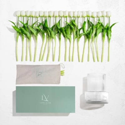 Silky Flower Store Artificial Tulip and Ribbed Glass Vase Set, 20 White Tulips Gift Arrangement, Elegant Home Décor 20cm 14 14 Product: Tulip and Vase Ribbed Glass with 20 White Tulips Artificial Flowers Gift Set Fluted Clear Flower Short Vase and Fake Tulips Look Real Entryway Living Room Table Office Shelf Decor Faux High End Gift