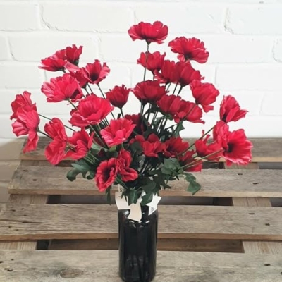 Silky Flower Store Artificial Red Poppy Stems, 10 Pack Wild Flowers with Leaves, 4 Heads Each, 45cm 10 10 Product: 10 x Red Poppy Stems 45cm Artificial Flowers 4 Flower Heads per Stem Wild Red Poppies with Leaves