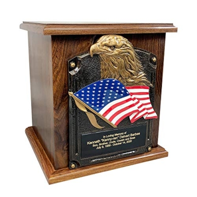 Silky Flower Store American Flag Eagle Wooden Cremation Urn, Adult Memorial Urn with Engraving, Patriotic Veteran Ashes Box, 0cm 6 6 Product: American Flag and Eagle Cremation Urn, Wooden Funeral Urns with Engraving