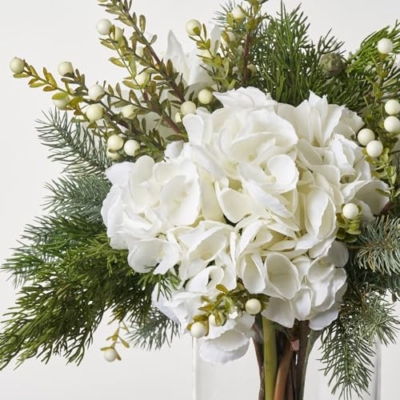 Product: Elegant Artificial Baby Breath Flowers & Fluffy White Hydrangeas for Festive Holiday Centerpieces