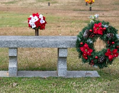 Silky Flower Store Artificial Christmas Wreath, Frosted Red Poinsettia Red Ornaments, Outdoor Indoor Décor, 24 Inch, 30 Inch Easel 10 10 Product: Christmas Wreath - Outdoor Christmas Decoration - 24 inch Wreath with Frosted Red Poinsettia and Red Ornaments on 30 Inch Easel