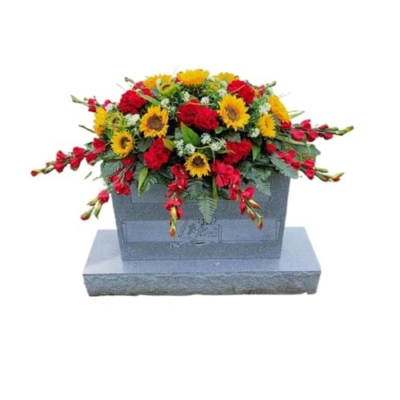 Product: Sunflower Headstone Saddle,Geranium Grave Flowers for Cemetery Memorial Decoration Garland for Table Centerpiece Holiday Party Weddi