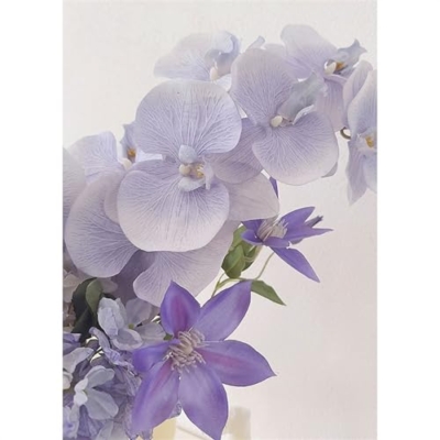 Product: Fake Flowers with Vase European Style Simulation Flowers Mauve Iris Bouquet Living Room Entrance Decorative Flowers Fake Flowers Ornaments Plant Decor (C)