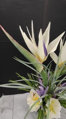 Product: 19Inches Artificial White Birds Of Paradise Table Centerpiece, Elegant Silk Flowers Centerpiece for Parties Birthday Baby Shower Bridal Banquet Decoration Garland for Table Centerpiece Holiday Party W