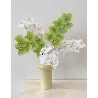 Product: Fake Flowers with Vase Hand Feeling Moisturizing Green Iris Simulation Bouquet Home Living Room Table Decoration Bouquet Fake Flowers Set Plant Decor