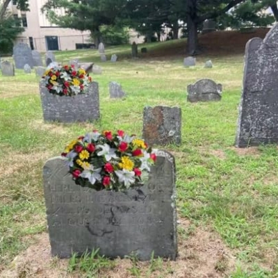 Product: Jucgghk Vivid and Realistic Floral Art Artificial Cemetery Flowers Saddle,White, Yellow and Red Single Headstone Cemetery Saddle for Outdoor Grave Decorations