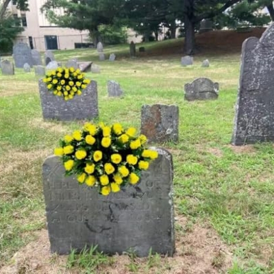 Product: Jucgghk Vivid and Realistic Floral Art 28" Yellow Roses Artificial Flowers, Fake Headstone Saddle, Sympathy Floral Arrangements for Outdoor Gravestone Decorations