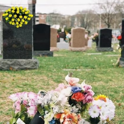 Product: Jucgghk Vivid and Realistic Floral Art 28" Yellow Roses Artificial Flowers, Fake Headstone Saddle, Sympathy Floral Arrangements for Outdoor Gravestone Decorations