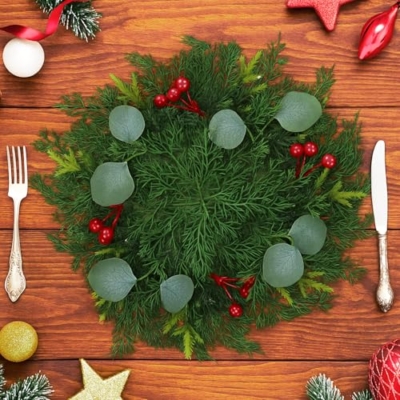 Product: Gandeer 6 Pcs Artificial Christmas Pine Needle Placemats Xmas Poinsettia with Pine Cones Place Mats Round Imitation Greenery Table mats to to Non-Slip Heat Protection for Party (Trebdy)