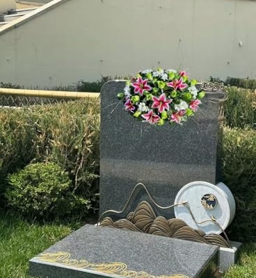 Product: Jucgghk Vivid and Realistic Floral Art Green and White Flowers Single Headstone Saddle,Beautiful Headstone Cemetery Saddle for Outdoor Grave Decorations
