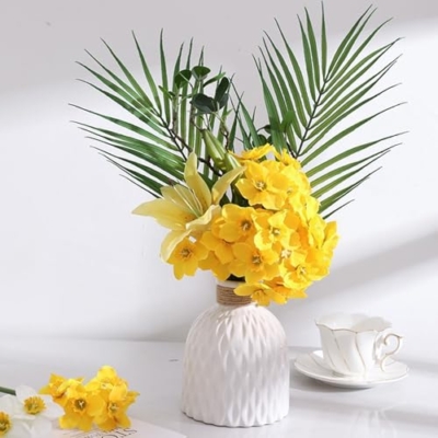 Product: JZLEJC 1 Bundle of Daffodils, 15x7 Yellow Artificial Realistic Daffodils Low Maintenance Long Lasting Silk Flowers for Decoration
