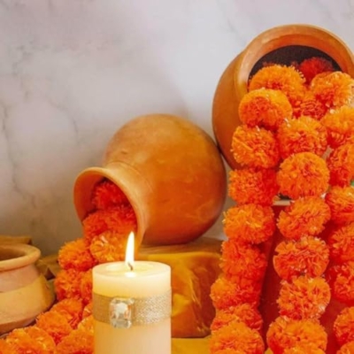 Product: MANTRAMART Artificial Marigold Flower Garlands – Pack of 10 (5 Orange & 5 Yellow) – Reusable Decorative Strings for Home, Festival, Event & Party Decor – 4.5 ft Each