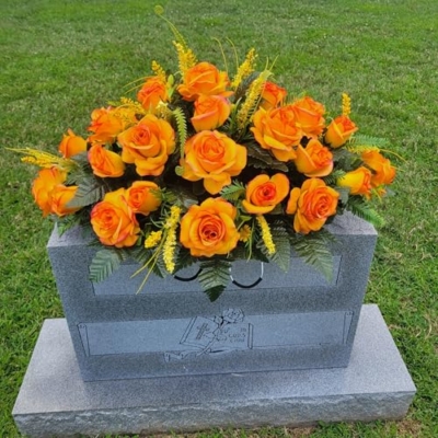 Silky Flower Store Orange Roses Funeral Grave Saddle, Artificial Headstone Memorial Flowers, Rosebuds Berry Fern, 35x27in 4 4 Product: Orange Roses Large Headstone Saddle, Rosebuds Grave Flowers for Funeral or Memorial Decoration Garland for Table Centerpiece Holiday Party Weddi