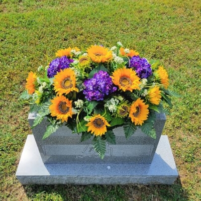 Product: Yellow Sunflowers Headstone Saddle, Hydrangeas Grave Flowers for Perfect Summer Fall Memorial Decoration Garland for Table Centerpiece Holiday Party Weddi