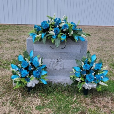 Product: Turquoise Calla Lilies Headstone Saddle and Cemetery Cone Set, Roses Silk Grave Flowers for Commemorating Decoration Garland for Table Centerpiece Holiday Party Weddi
