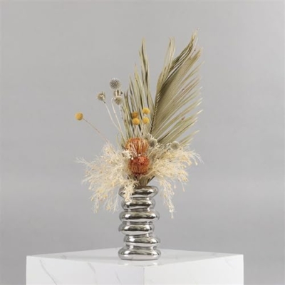 Product: Floral Installations Home Decor Arrangements Artificial Flower Bouquets Table Centerpieces Wedding Decorations with Vases Party Decoration
